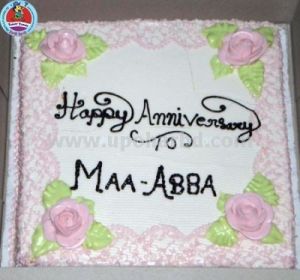 cake with elegant pink design