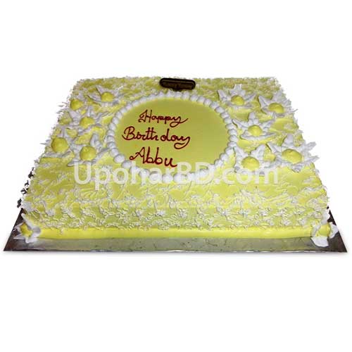Cake with snow flakes design