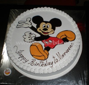 cake with Mickey greetings