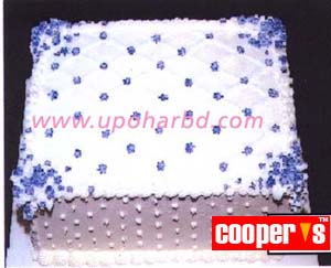 cake with blue flowers