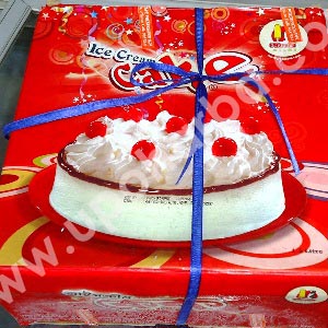 Vanilla base ice cake