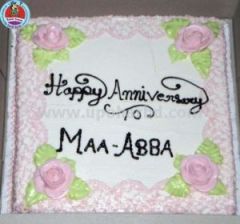 cake with elegant pink design