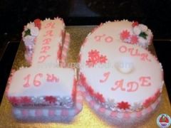 Duel number cake with flowers
