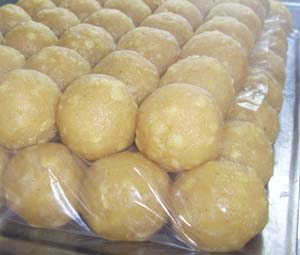 Bundia Laddu