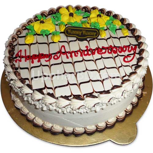 Cake with chocolate stripes