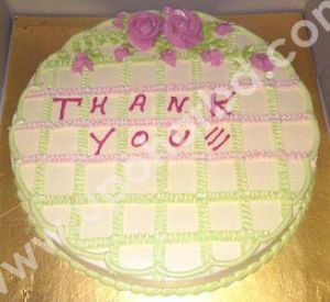 Creamy cake with pink roses