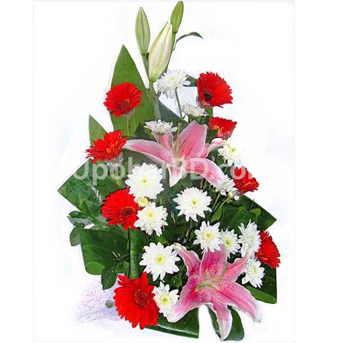 Gerbera with stargazer lilies