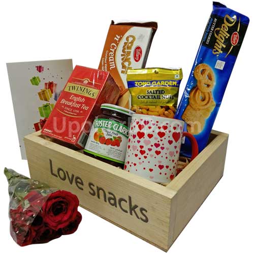 Gourmet Snacks Basket