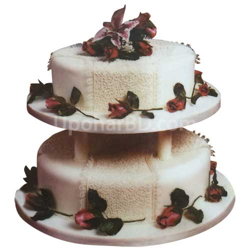 Red Rose Cake