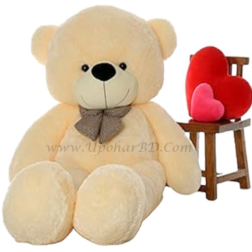 Big teddy bear in cream