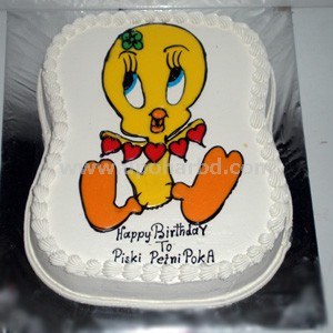 Cake with tweety design