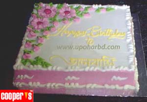 Cake with pink flowers