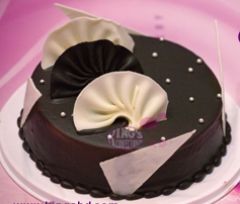 Black Beauty Cake