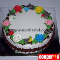 Cake with multicolor flowers