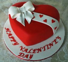 Valentine heart cake