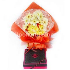 Surprise gift with elit gourmet and flowers
