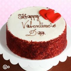Red velvet cake for love