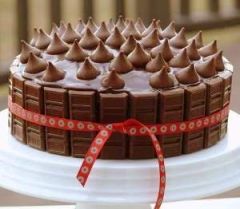Cake with chocolate bars